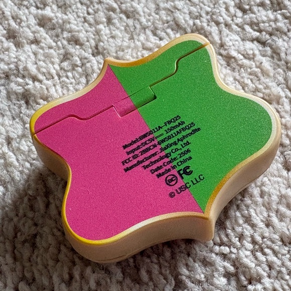 Wicked Wireless Earbuds W/charging Case - Picture 6 of 7